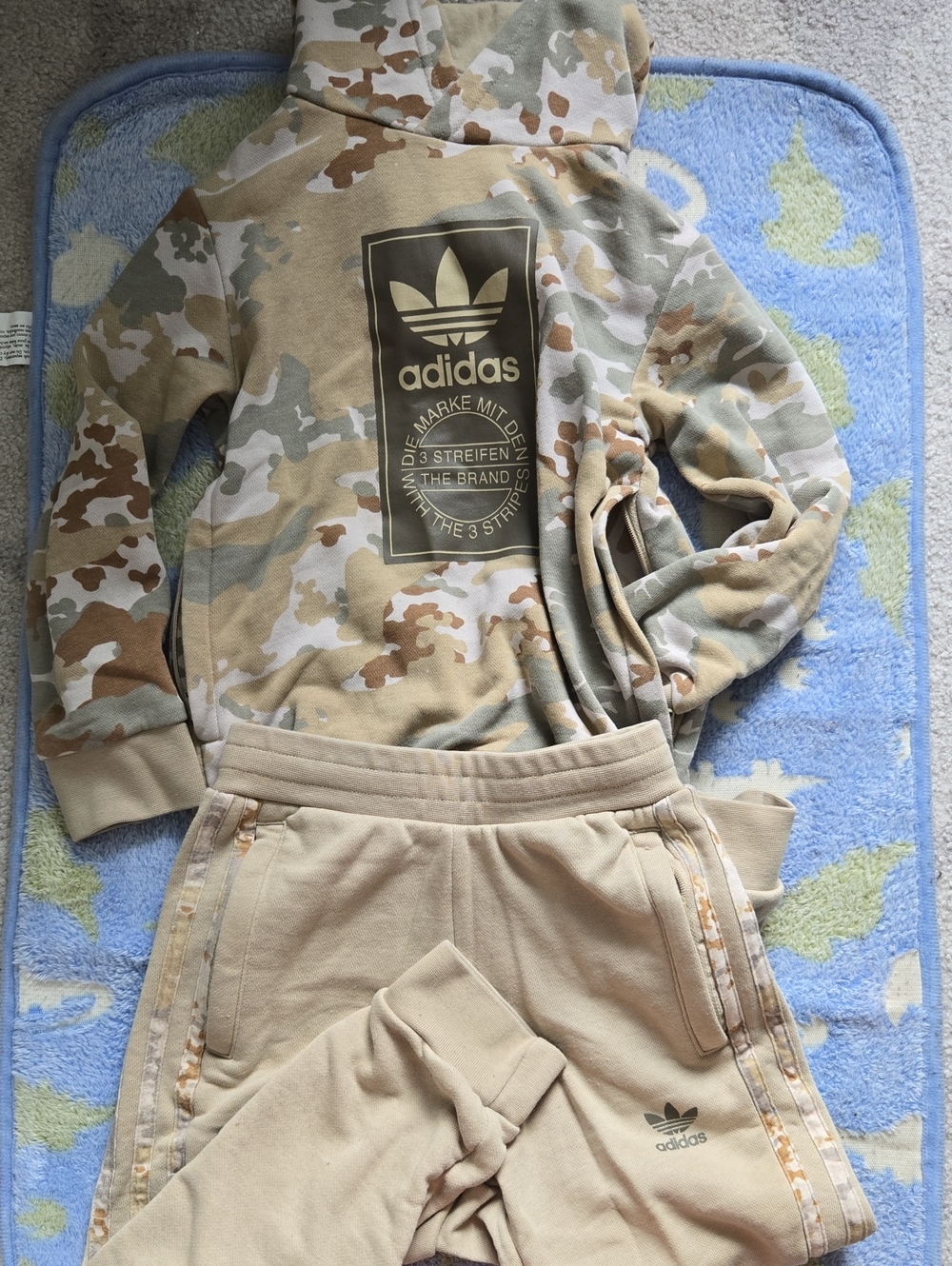 adidas Kids Beige Camo Hoodie & Tan Joggers Set